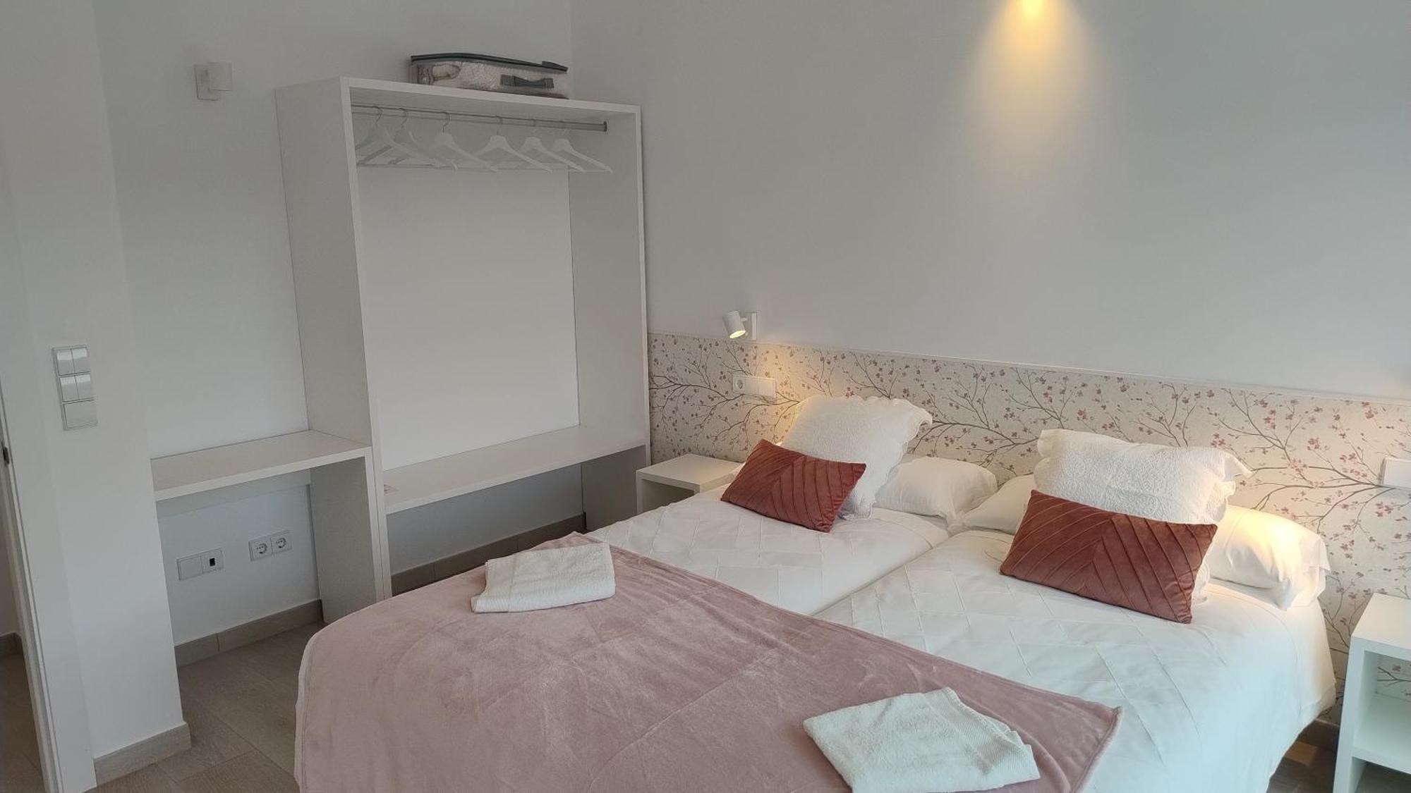 Casas Turisticas Lar Jardin - Parking Privado Santiago de Compostela Kültér fotó