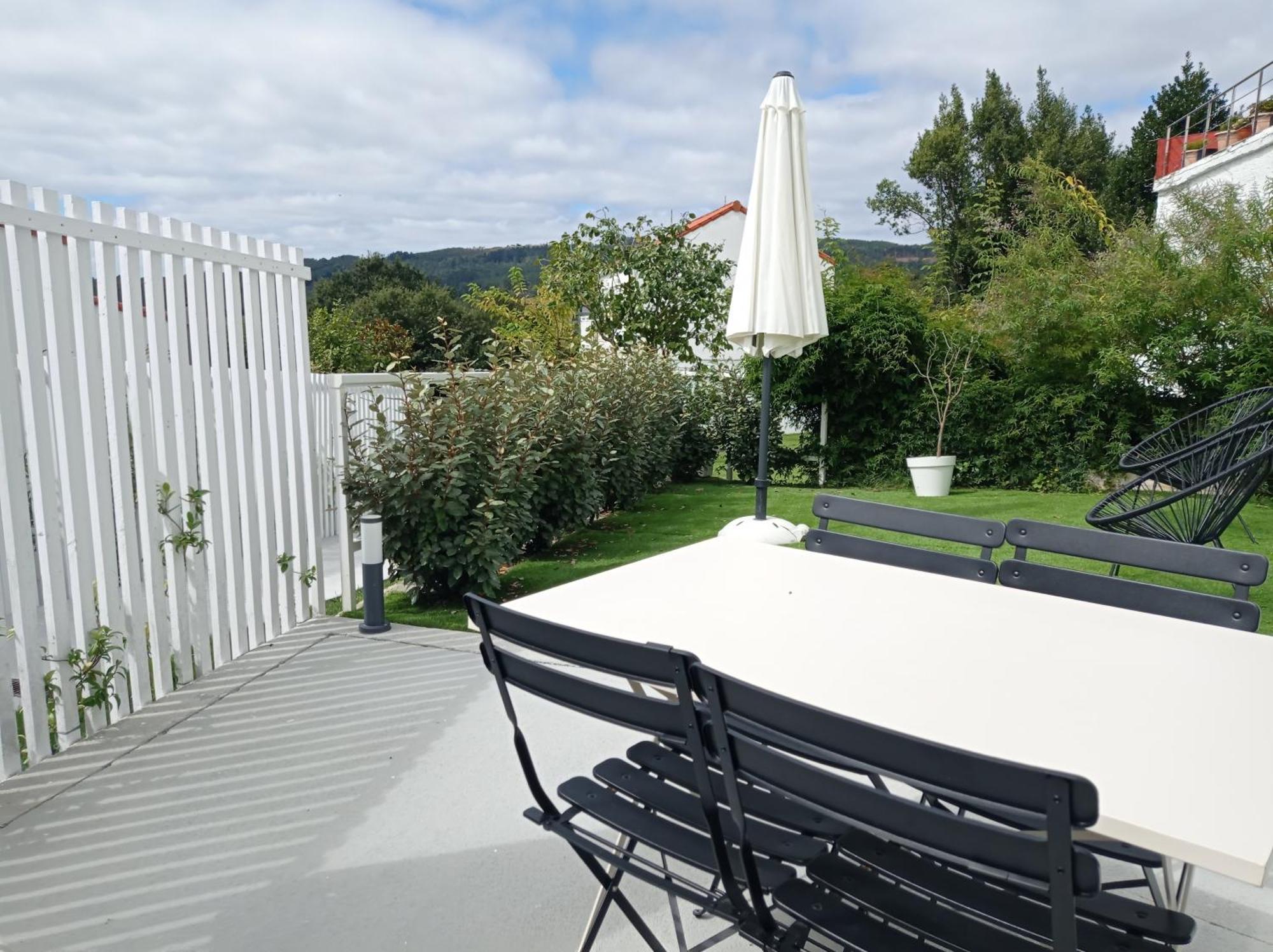 Casas Turisticas Lar Jardin - Parking Privado Santiago de Compostela Kültér fotó