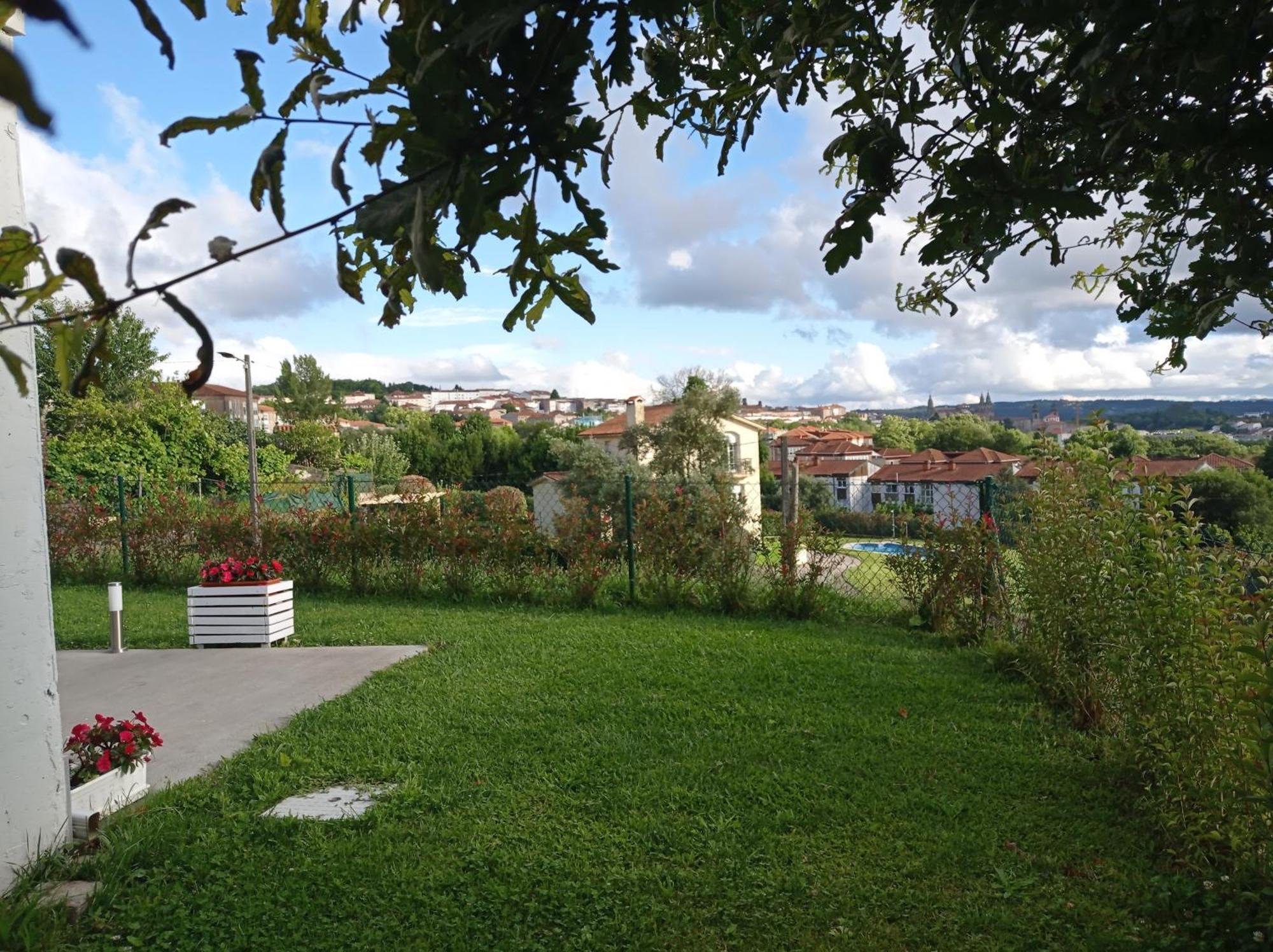 Casas Turisticas Lar Jardin - Parking Privado Santiago de Compostela Kültér fotó